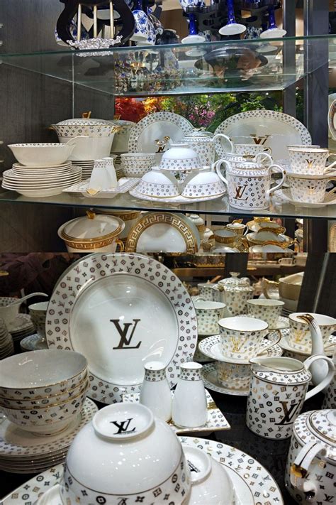 louis vuitton crockery